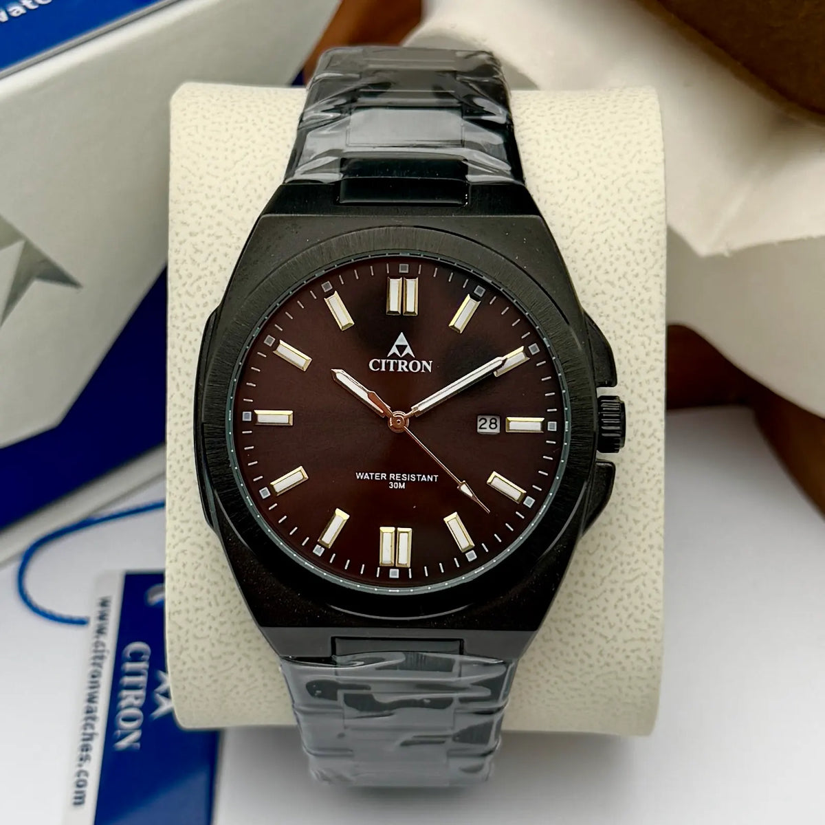 Citron CR-2516 men's bold bezel chain watch with date in Black