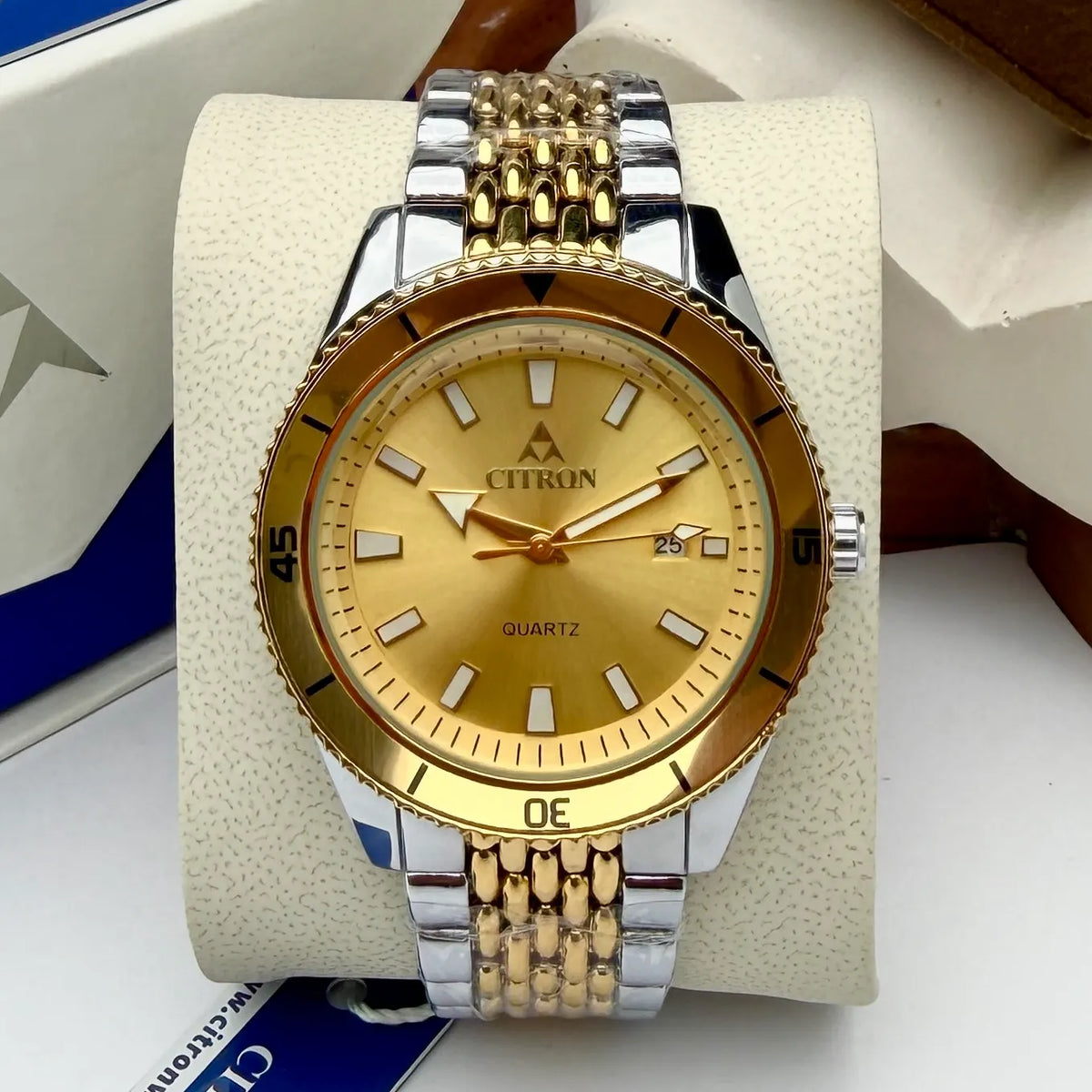Citron CR-6009 men's diver style chain watch with date in Two-Tone Golden