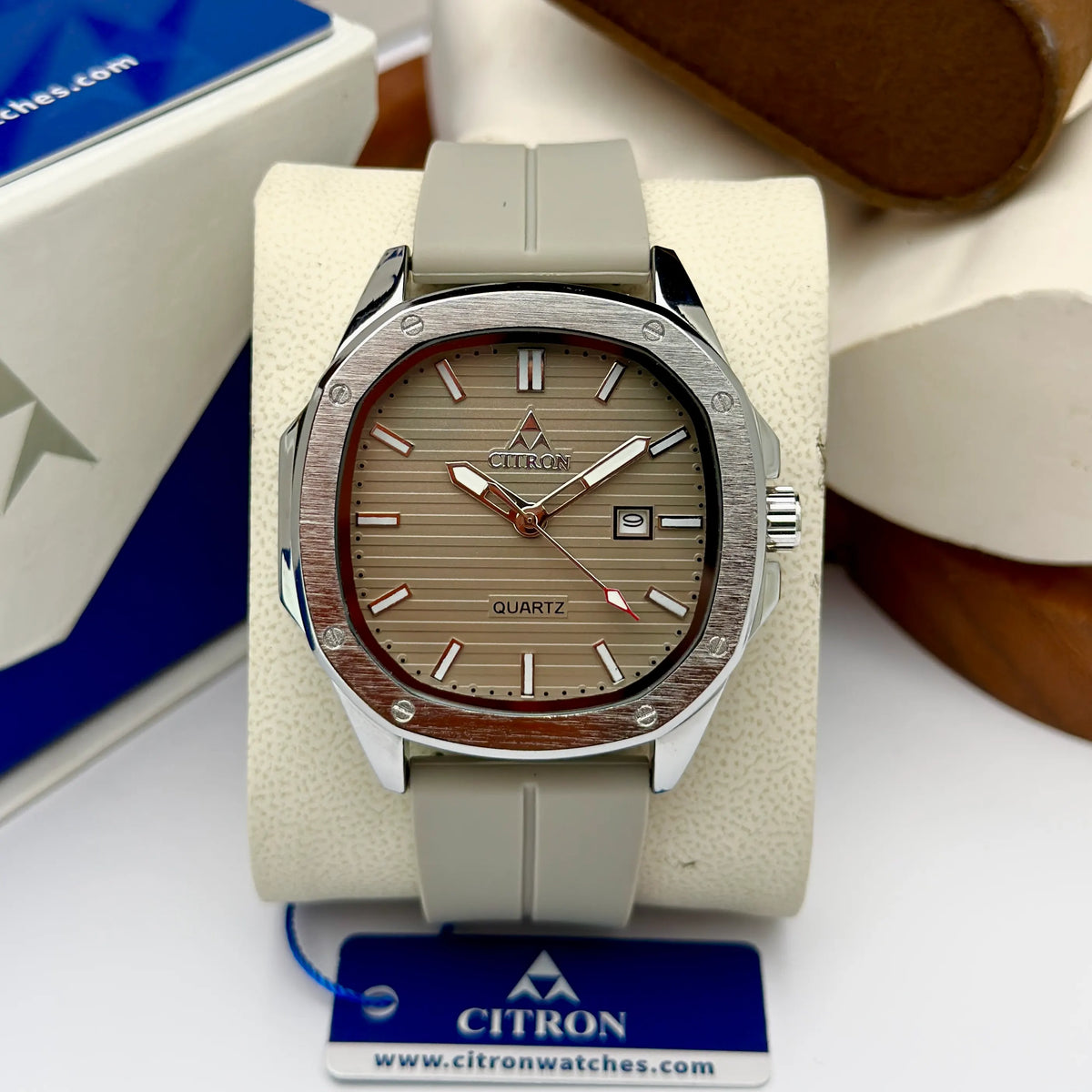 Citron CR-4027 men's PU strap watch with magnetic master lock in Light Grey