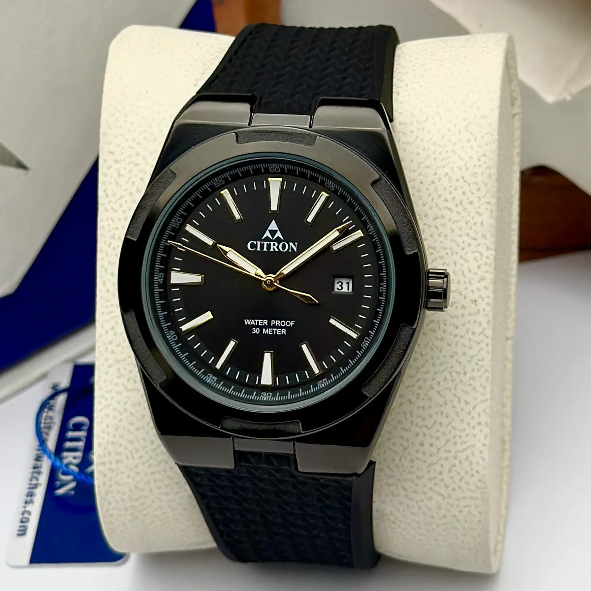 Citron CR-6006 men's sporty PU strap watch with date in Black