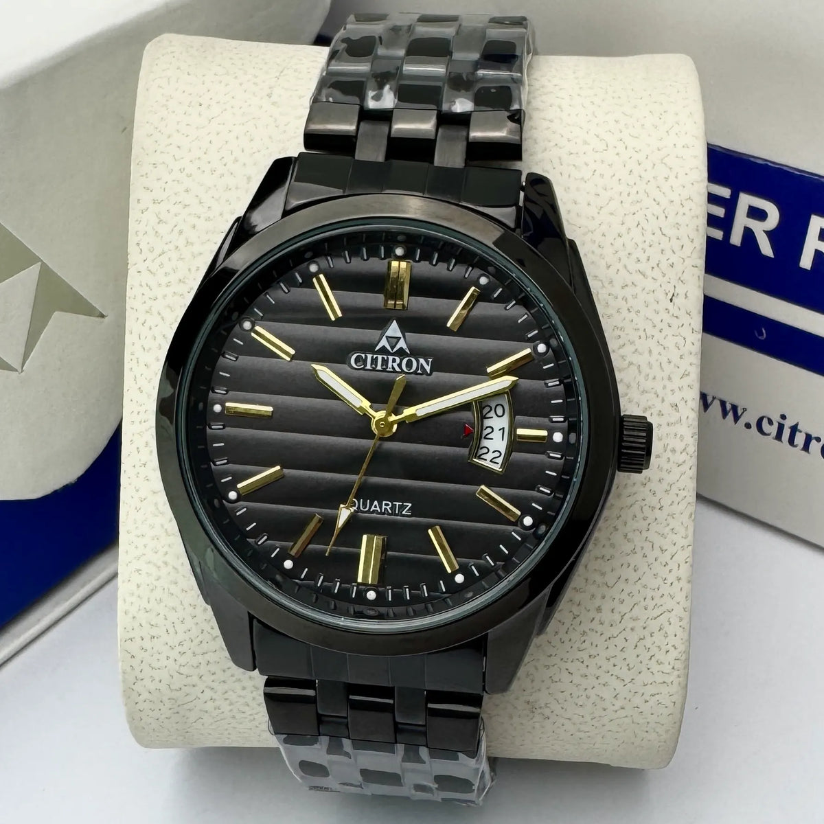 Citron CR-2022 men's textured dial chain watch with date in Black